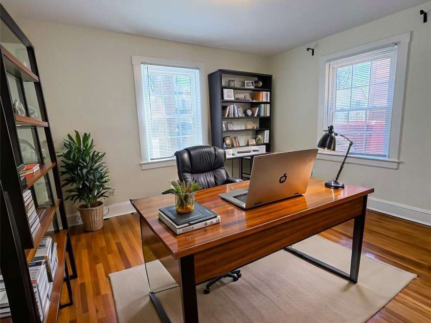 238 Coxe Avenue, Charlotte, NC 28208.  MLS# CAR4215769, YatesRealty ID 8458. Virtually Staged