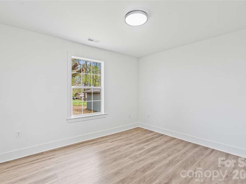 122 Morrison Flats Road, Statesville, NC 28625.  MLS# CAR4363713, YatesRealty ID 8459. 