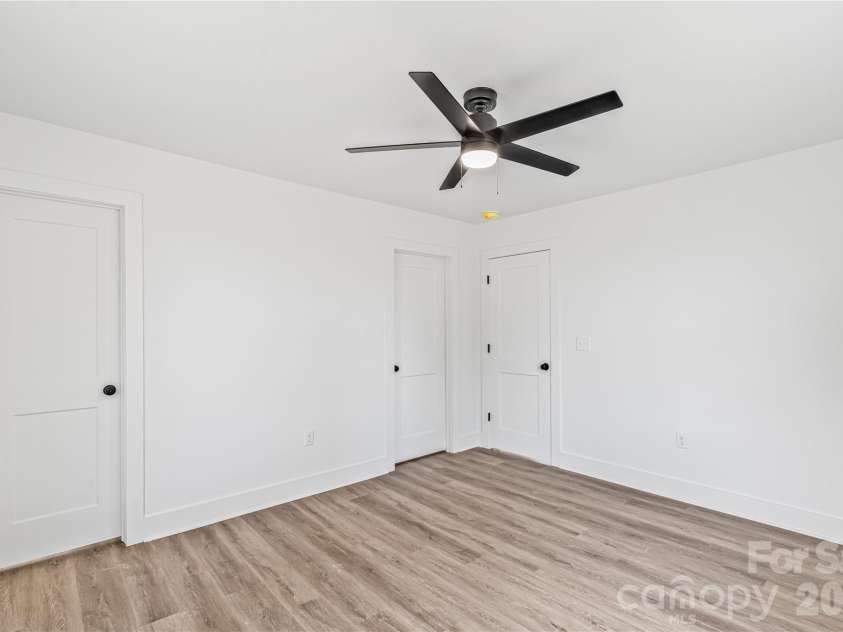 122 Morrison Flats Road, Statesville, NC 28625.  MLS# CAR4363713, YatesRealty ID 8459. 