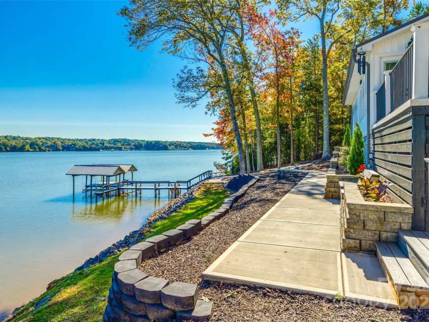 6788 Bucleigh Road, Clover, SC 29710.  MLS# CAR4246417, YatesRealty ID 8459. 