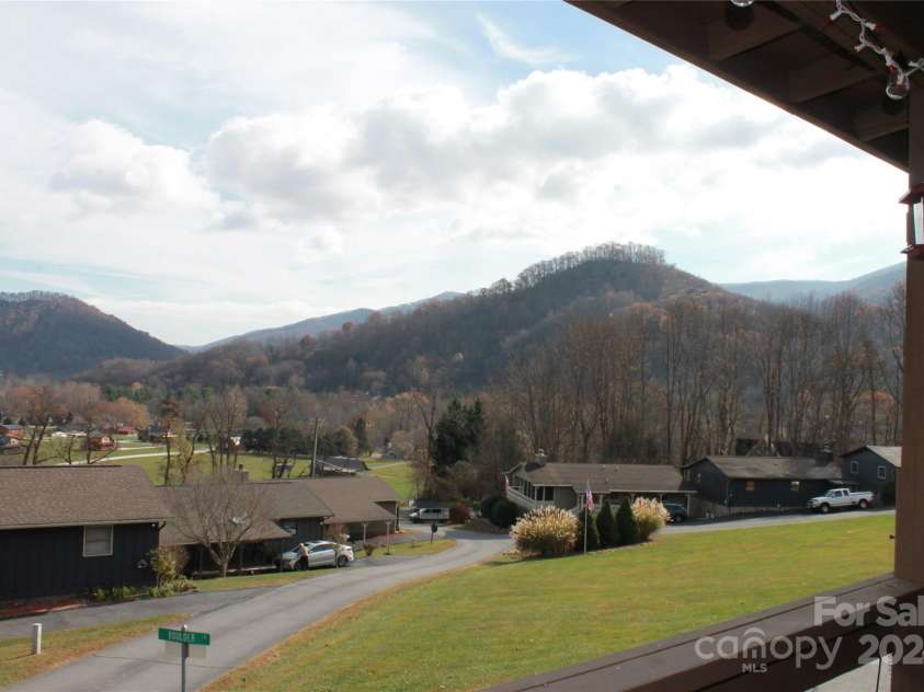 12 Boulder Lane, Maggie Valley, NC 28751.  MLS# CAR4198803, YatesRealty ID 846. 