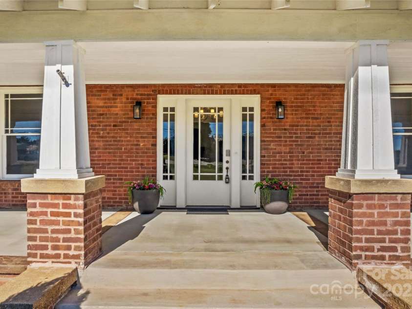 1675 Main Street, China Grove, NC 28023.  MLS# CAR4314246, YatesRealty ID 846. 