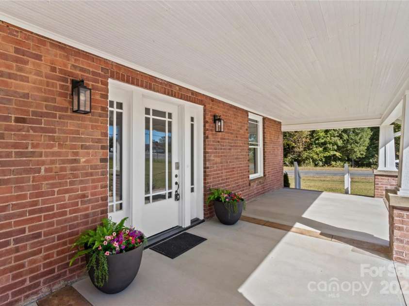 1675 Main Street, China Grove, NC 28023.  MLS# CAR4314246, YatesRealty ID 846. 