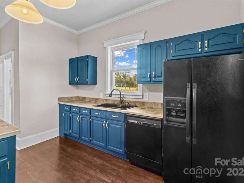 1675 Main Street, China Grove, NC 28023.  MLS# CAR4314246, YatesRealty ID 846. 