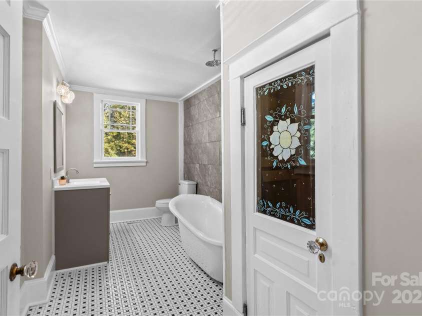 1675 Main Street, China Grove, NC 28023.  MLS# CAR4314246, YatesRealty ID 846. 