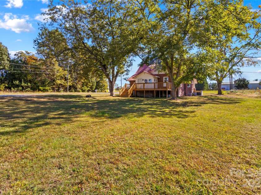 1675 Main Street, China Grove, NC 28023.  MLS# CAR4314246, YatesRealty ID 846. 