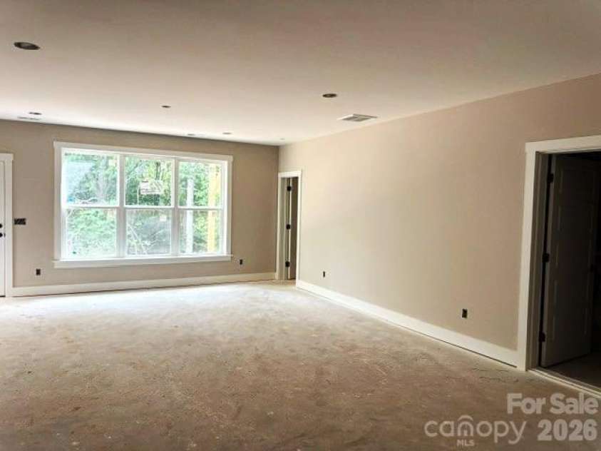 183 Chaska Loop, Troutman, NC 28166.  MLS# CAR4364790, YatesRealty ID 8461. 