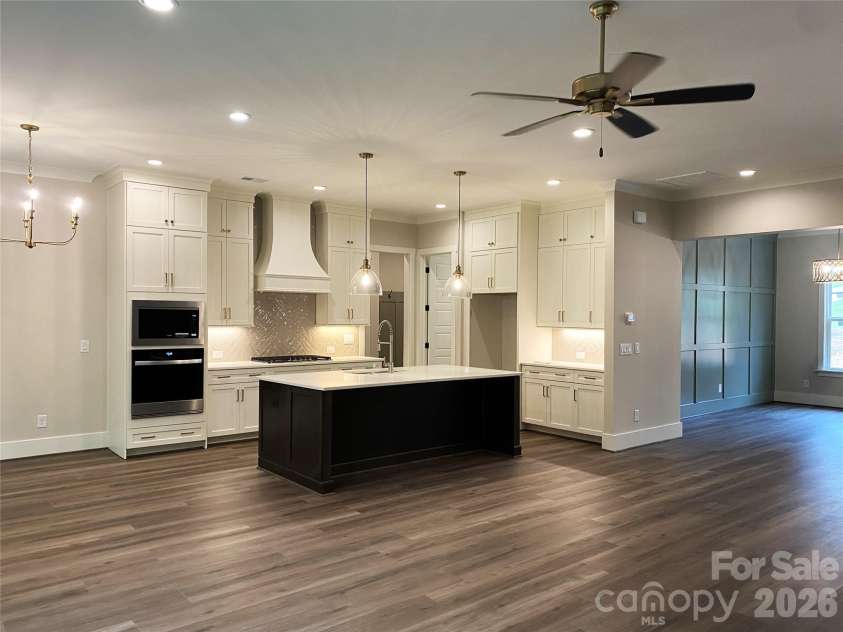 183 Chaska Loop, Troutman, NC 28166.  MLS# CAR4364790, YatesRealty ID 8461. 