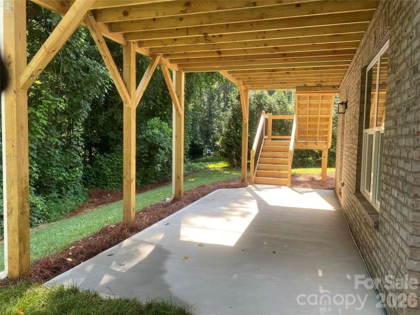 183 Chaska Loop, Troutman, NC 28166.  MLS# CAR4364790, YatesRealty ID 8461. 