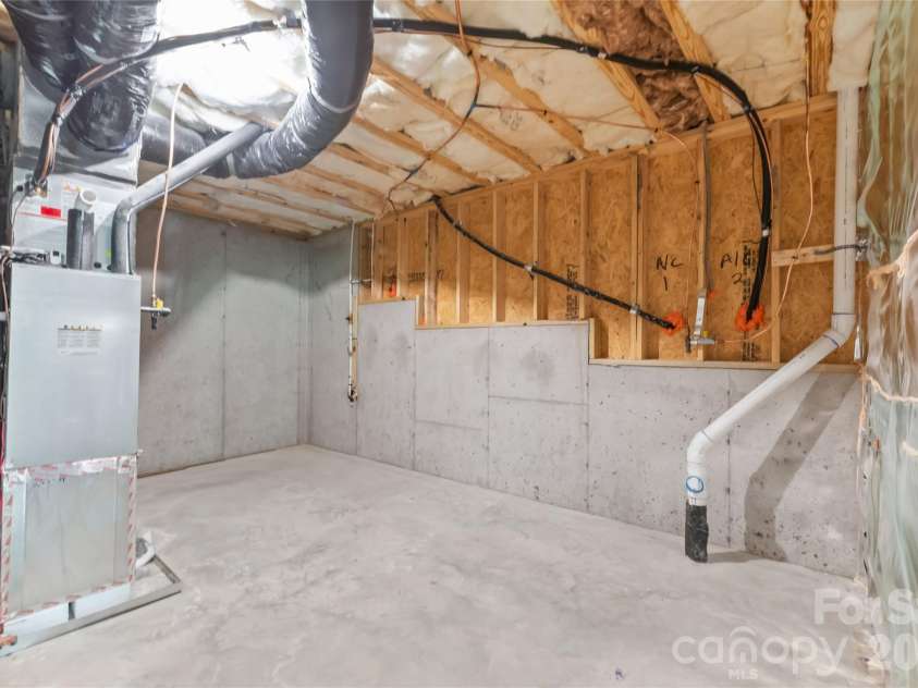 183 Chaska Loop, Troutman, NC 28166.  MLS# CAR4364790, YatesRealty ID 8461. 