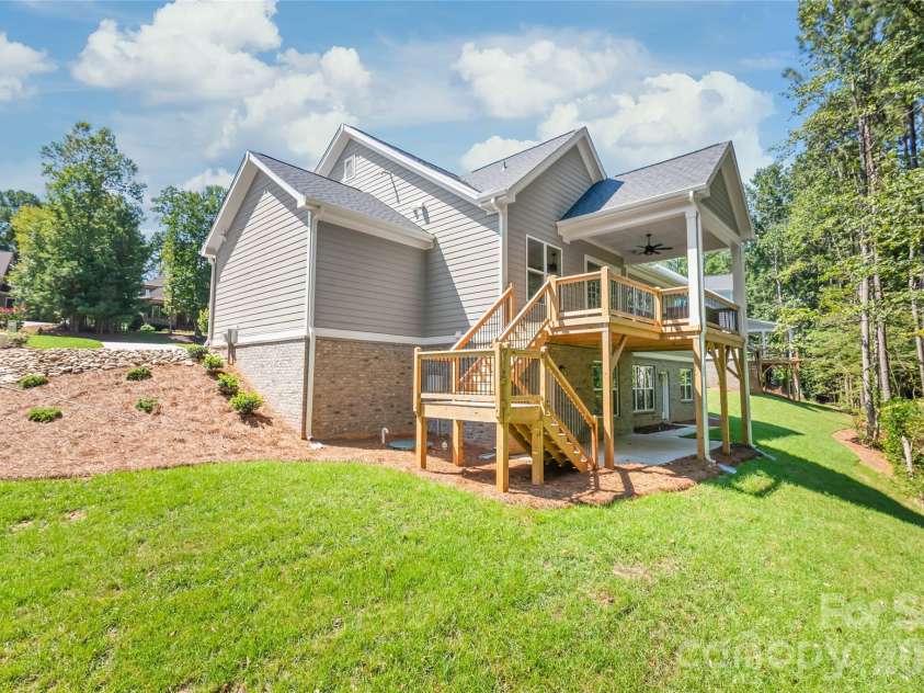 183 Chaska Loop, Troutman, NC 28166.  MLS# CAR4364790, YatesRealty ID 8461. 