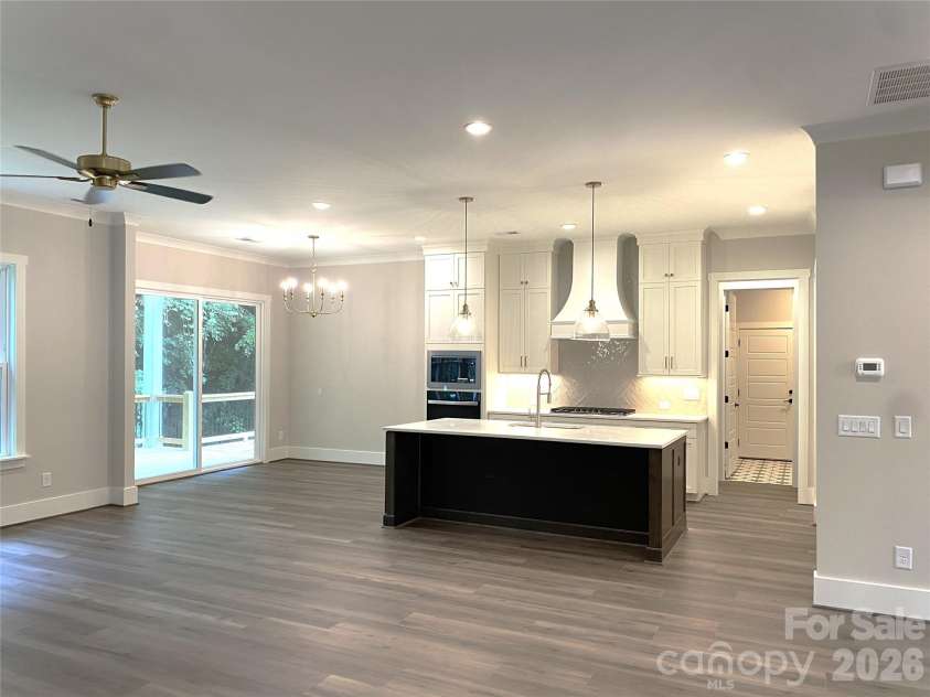 183 Chaska Loop, Troutman, NC 28166.  MLS# CAR4364790, YatesRealty ID 8461. Kitchen- Breakfast