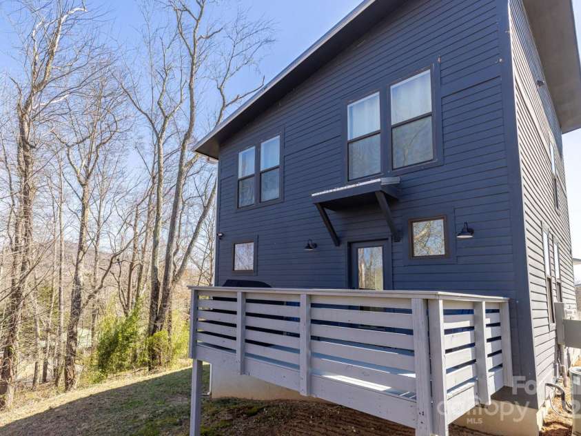 202, 204, 205, 208 Ashby Cottage Lane, Woodfin, NC 28804.  MLS# CAR4243336, YatesRealty ID 8461. 