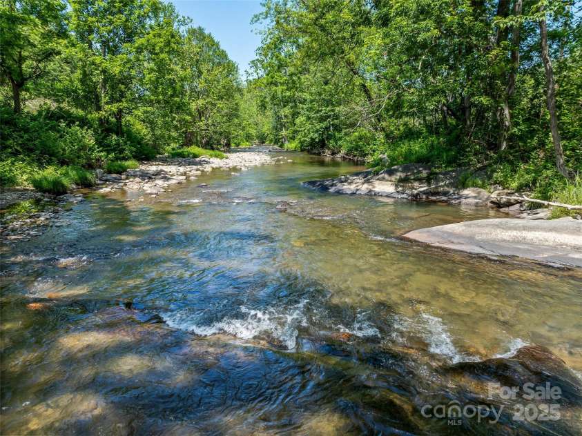 1384 Barnardsville Highway, Barnardsville, NC 28709.  MLS# CAR4251494, YatesRealty ID 8462. 