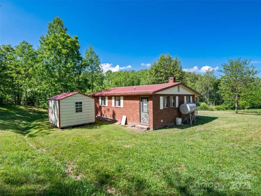 1384 Barnardsville Highway, Barnardsville, NC 28709.  MLS# CAR4251494, YatesRealty ID 8462. 