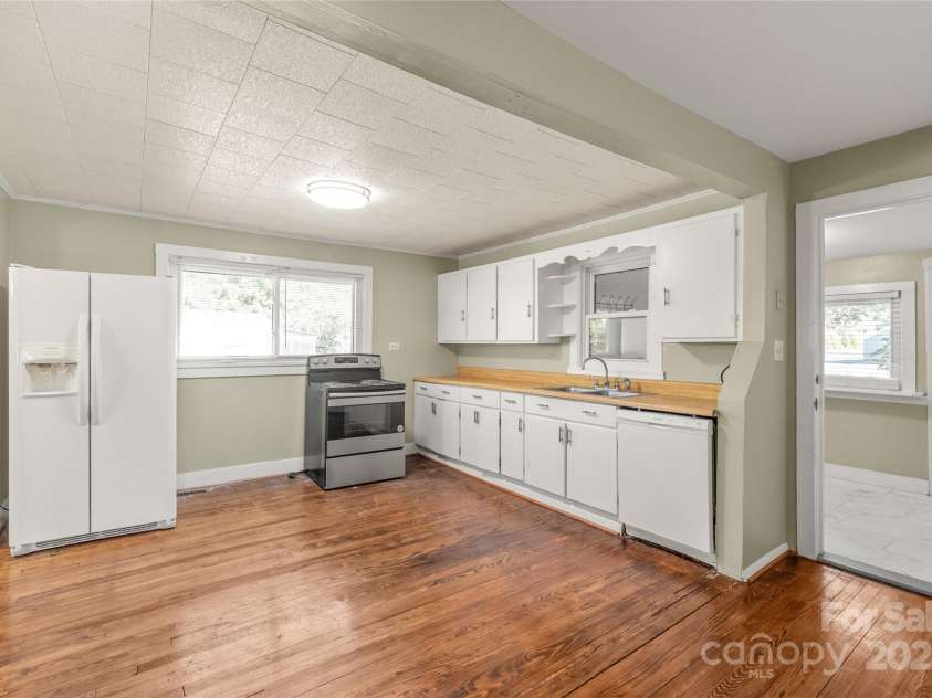 1914 John Moore Road, Monroe, NC 28110.  MLS# CAR4312532, YatesRealty ID 8463. 