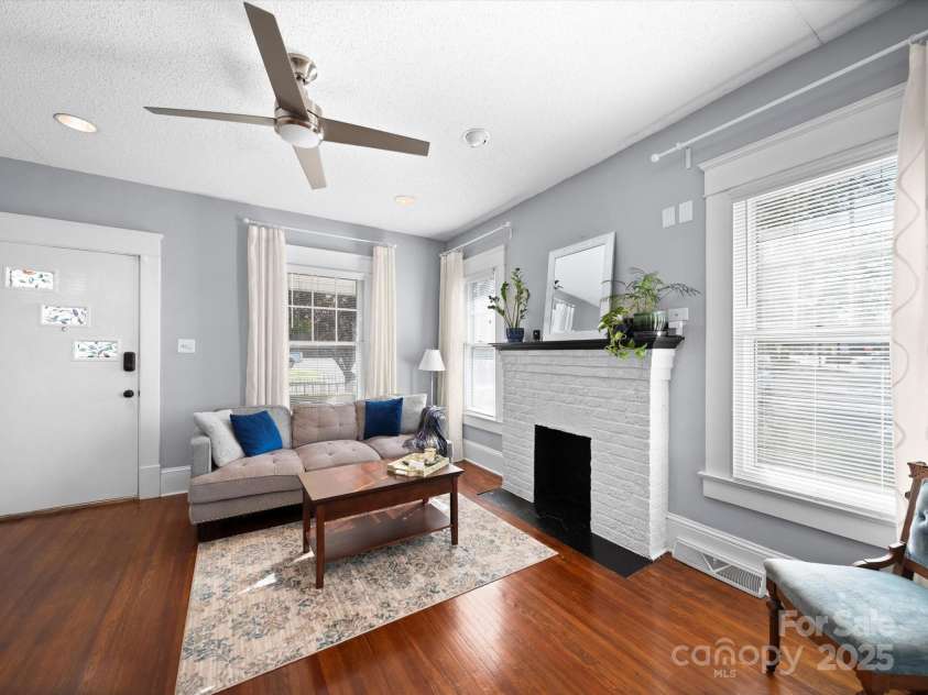 1114 Herrin Avenue, Charlotte, NC 28205.  MLS# CAR4241524, YatesRealty ID 8467. 