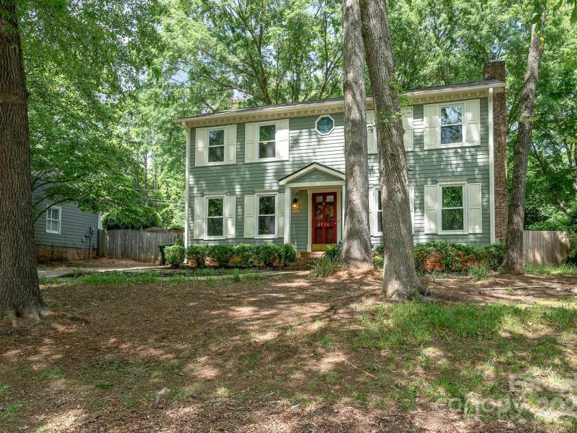 8936 Rittenhouse Circle, Charlotte, NC 28270.  MLS# CAR4248901, YatesRealty ID 8468. 