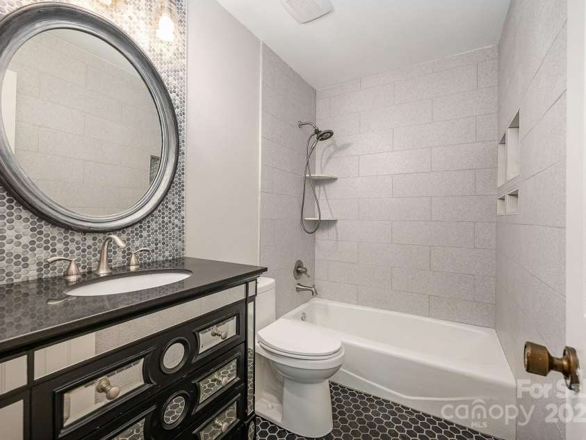 8936 Rittenhouse Circle, Charlotte, NC 28270.  MLS# CAR4248901, YatesRealty ID 8468. 
