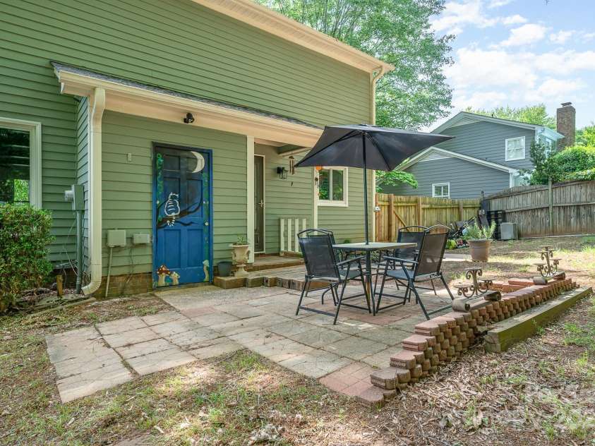 8936 Rittenhouse Circle, Charlotte, NC 28270.  MLS# CAR4248901, YatesRealty ID 8468. 
