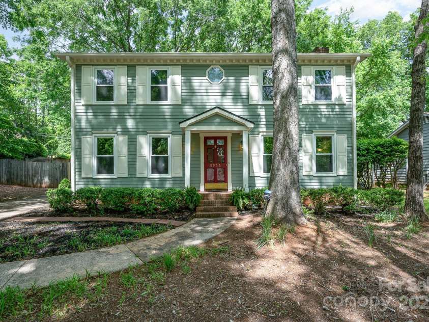 8936 Rittenhouse Circle, Charlotte, NC 28270.  MLS# CAR4248901, YatesRealty ID 8468. 