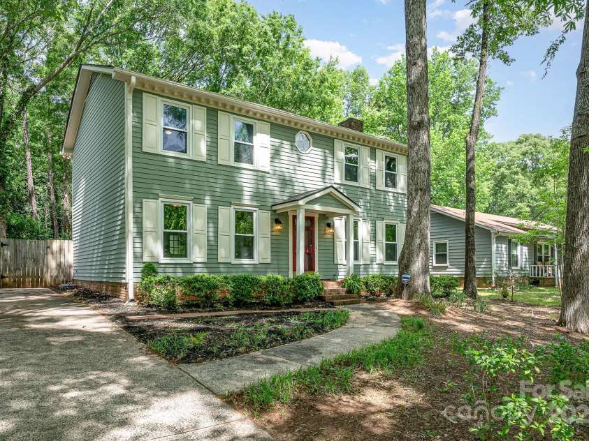 8936 Rittenhouse Circle, Charlotte, NC 28270.  MLS# CAR4248901, YatesRealty ID 8468. 