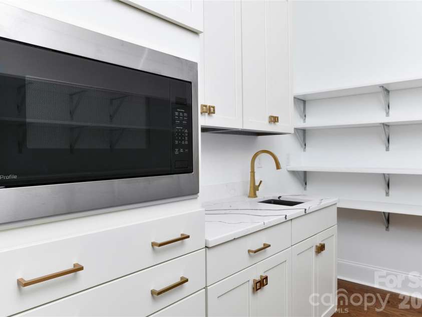 3874 Hickory Highway, Statesville, NC 28677.  MLS# CAR4314870, YatesRealty ID 847. 