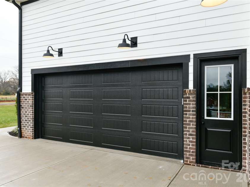 3874 Hickory Highway, Statesville, NC 28677.  MLS# CAR4314870, YatesRealty ID 847. 