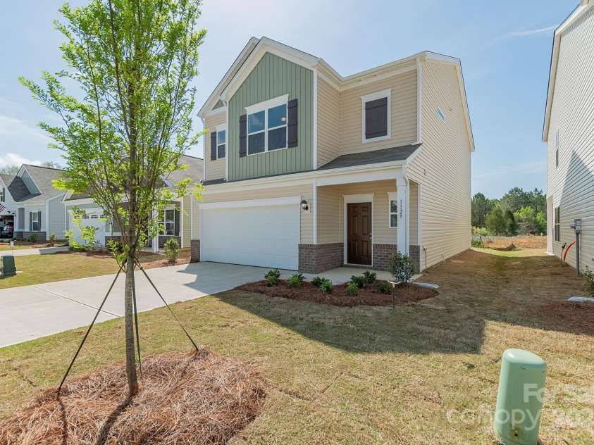 1129 Red River Drive, Salisbury, NC 28144.  MLS# CAR4219863, YatesRealty ID 8471. 