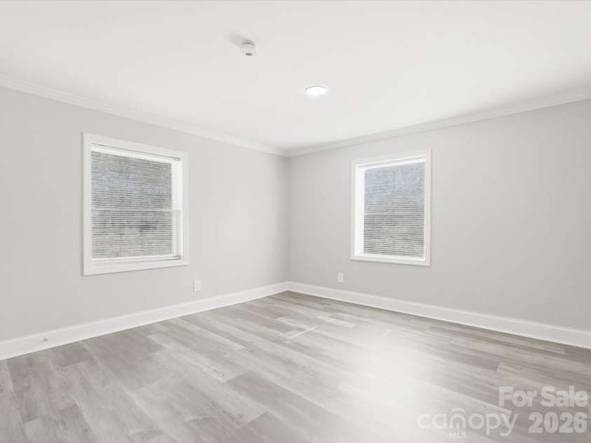 3900 Plainview Road, Charlotte, NC 28208.  MLS# CAR4355687, YatesRealty ID 8471. 
