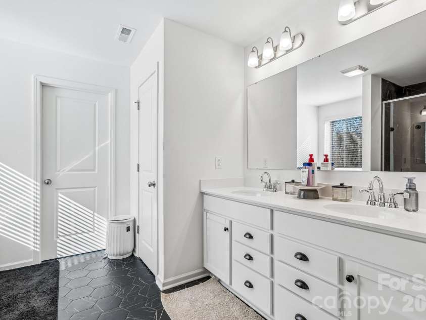 164 Aspire Circle, Wingate, NC 28174.  MLS# CAR4357639, YatesRealty ID 8472. Primary Bathroom