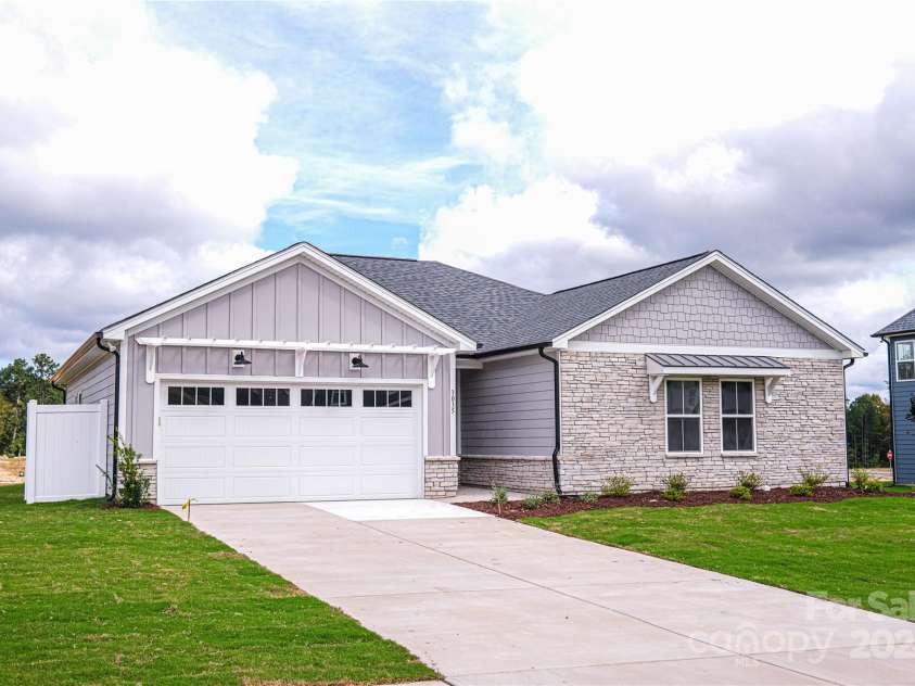 3035 Swallowtail Lane, Kannapolis, NC 28083.  MLS# CAR4188580, YatesRealty ID 8473. Front Exterior