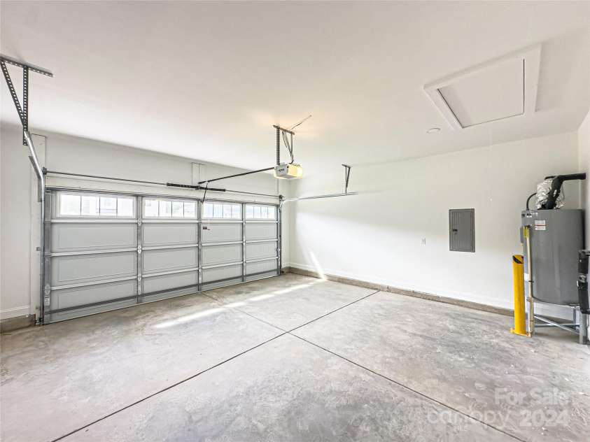 3035 Swallowtail Lane, Kannapolis, NC 28083.  MLS# CAR4188580, YatesRealty ID 8473. Garage