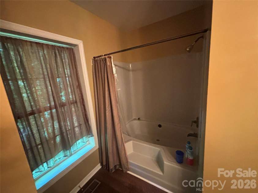 319 Glenn Bridge Road, Arden, NC 28704.  MLS# CAR4387949, YatesRealty ID 8473. 