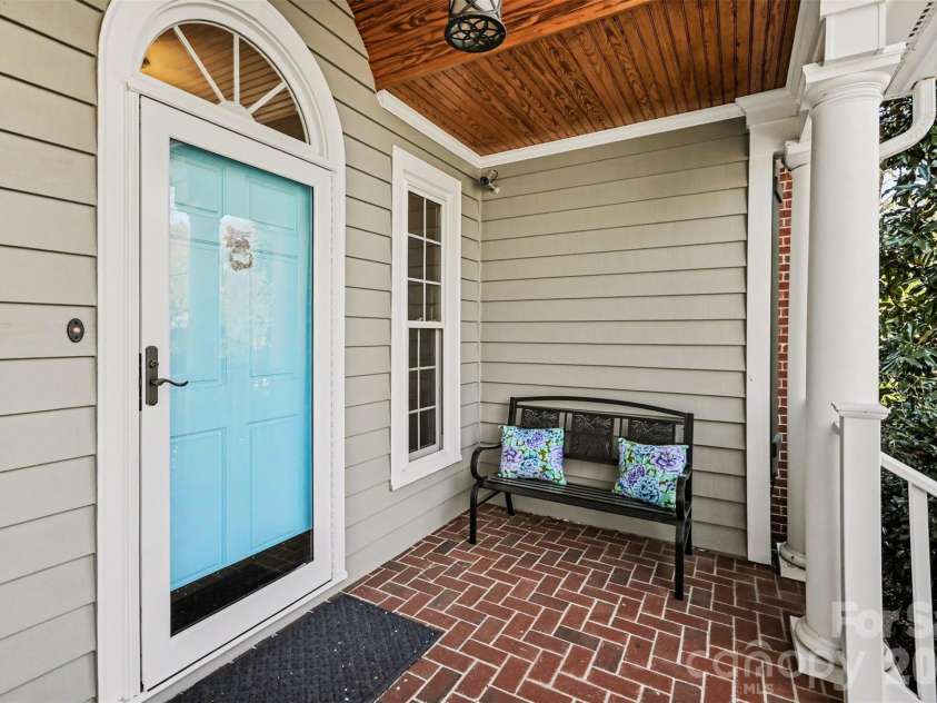 3301 Foxridge Road, Charlotte, NC 28226.  MLS# CAR4357667, YatesRealty ID 8474. 