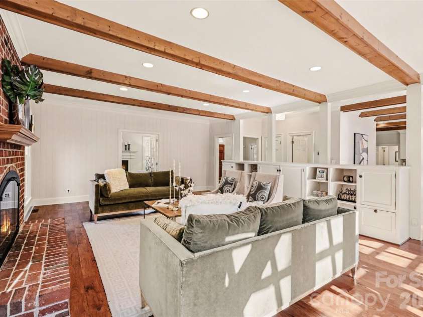 3301 Foxridge Road, Charlotte, NC 28226.  MLS# CAR4357667, YatesRealty ID 8474. 