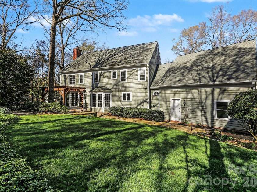 3301 Foxridge Road, Charlotte, NC 28226.  MLS# CAR4357667, YatesRealty ID 8474. 