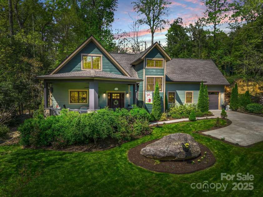 136 Firefly Cove, Lake Lure, NC 28746.  MLS# CAR4247182, YatesRealty ID 8476. 
