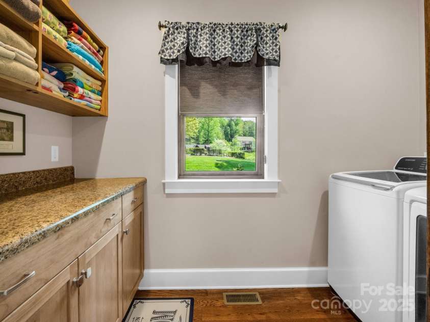 136 Firefly Cove, Lake Lure, NC 28746.  MLS# CAR4247182, YatesRealty ID 8476. 