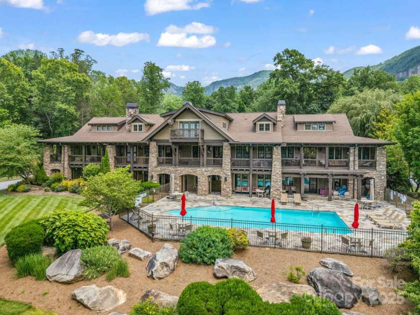 136 Firefly Cove, Lake Lure, NC 28746.  MLS# CAR4247182, YatesRealty ID 8476. 
