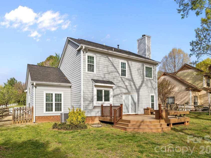 8512 Egerton Drive, Charlotte, NC 28277.  MLS# CAR4360553, YatesRealty ID 8476. 