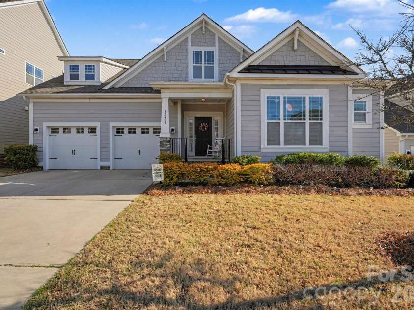 12409 Cranberry Glades Drive, Cornelius, NC 28031.  MLS# CAR4362119, YatesRealty ID 8477. 