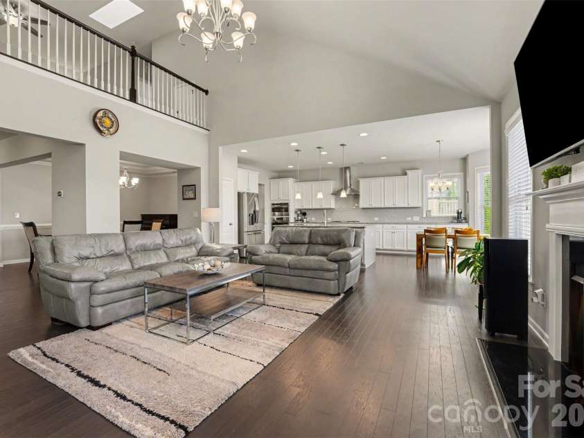 12409 Cranberry Glades Drive, Cornelius, NC 28031.  MLS# CAR4362119, YatesRealty ID 8477. 
