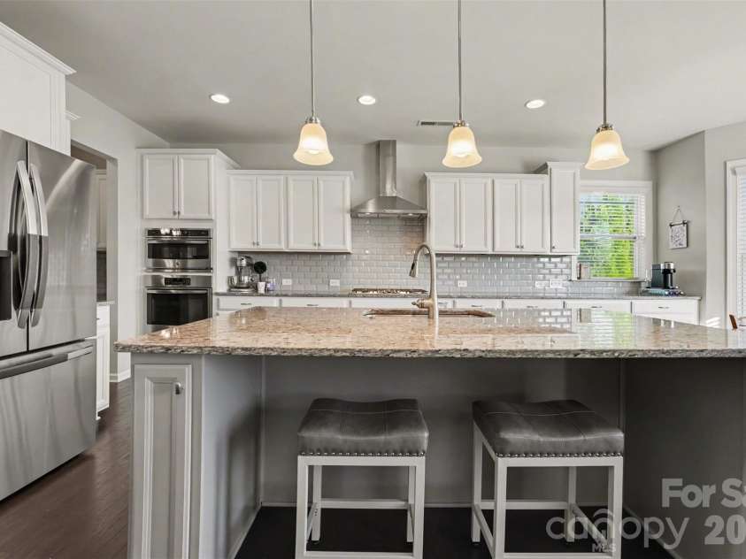 12409 Cranberry Glades Drive, Cornelius, NC 28031.  MLS# CAR4362119, YatesRealty ID 8477. 