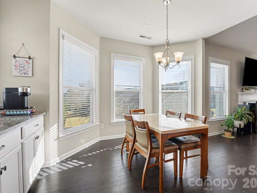 12409 Cranberry Glades Drive, Cornelius, NC 28031.  MLS# CAR4362119, YatesRealty ID 8477. 