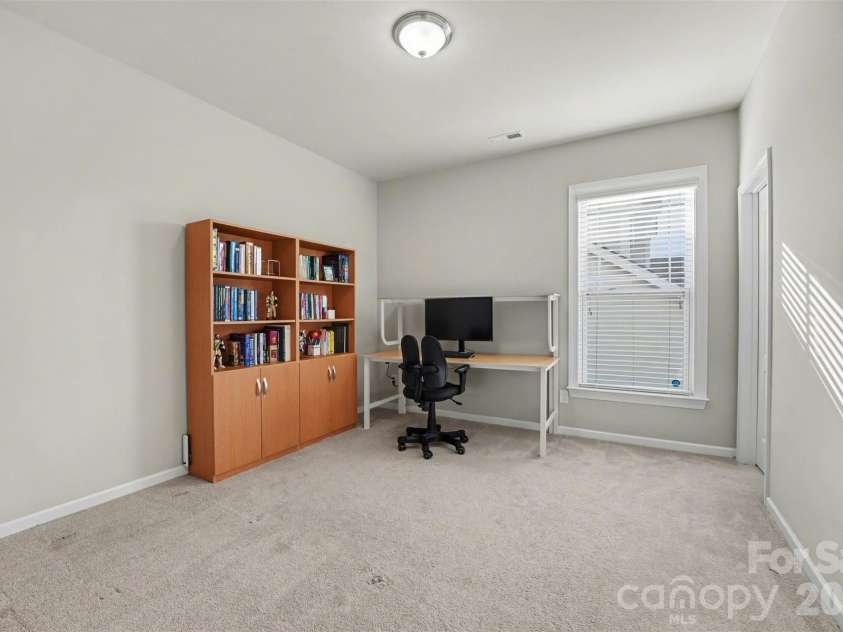 12409 Cranberry Glades Drive, Cornelius, NC 28031.  MLS# CAR4362119, YatesRealty ID 8477. 