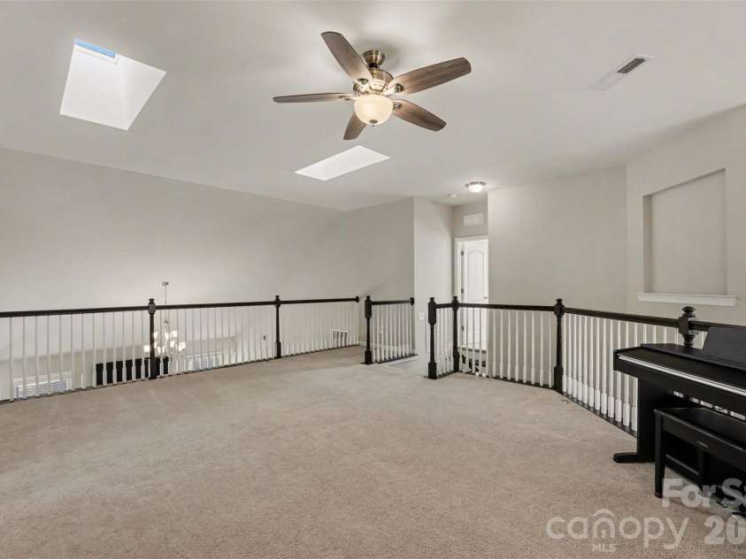 12409 Cranberry Glades Drive, Cornelius, NC 28031.  MLS# CAR4362119, YatesRealty ID 8477. 