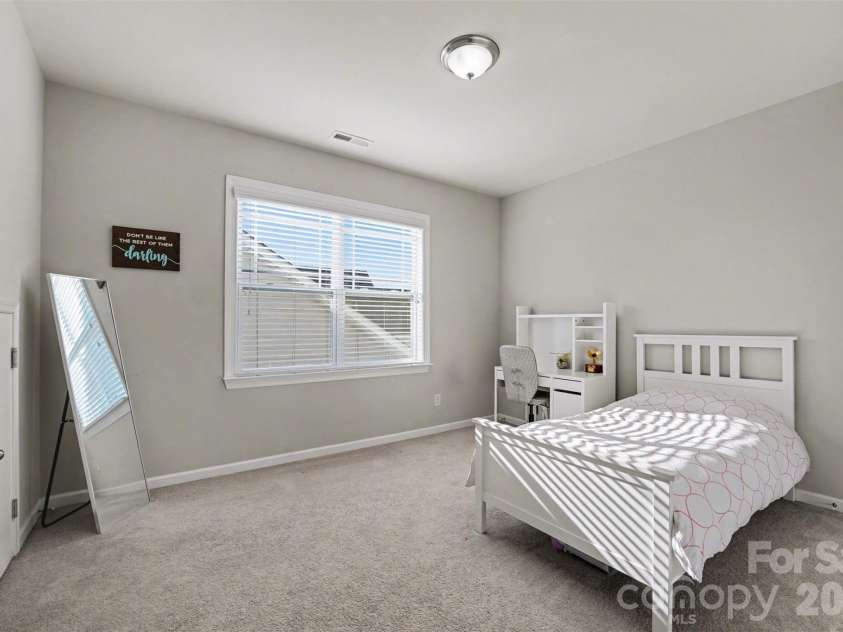12409 Cranberry Glades Drive, Cornelius, NC 28031.  MLS# CAR4362119, YatesRealty ID 8477. 