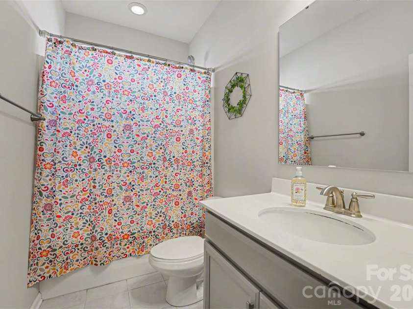 12409 Cranberry Glades Drive, Cornelius, NC 28031.  MLS# CAR4362119, YatesRealty ID 8477. 