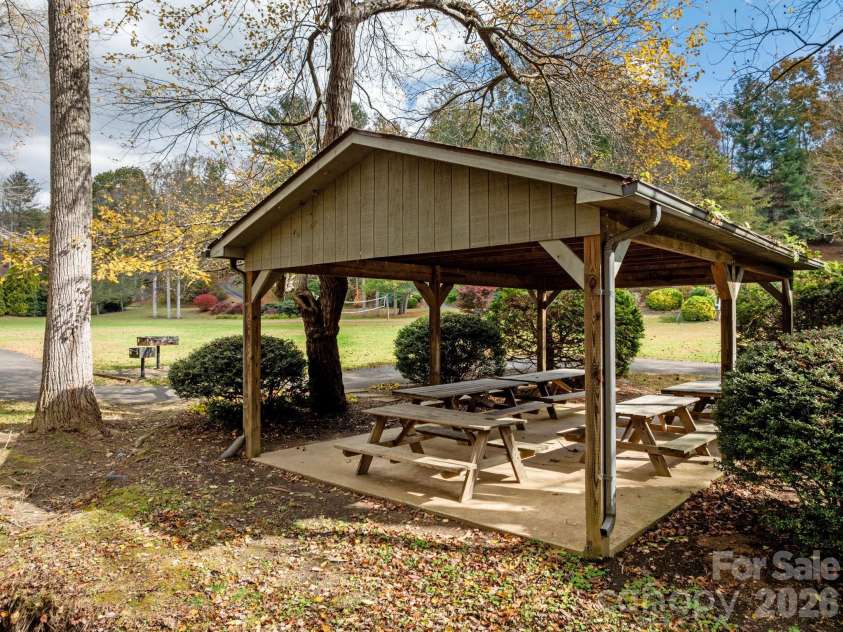 403 Canonero Drive, Fairview, NC 28730.  MLS# CAR4363827, YatesRealty ID 8478. 